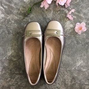 Clarks leather upper shoes-great condition